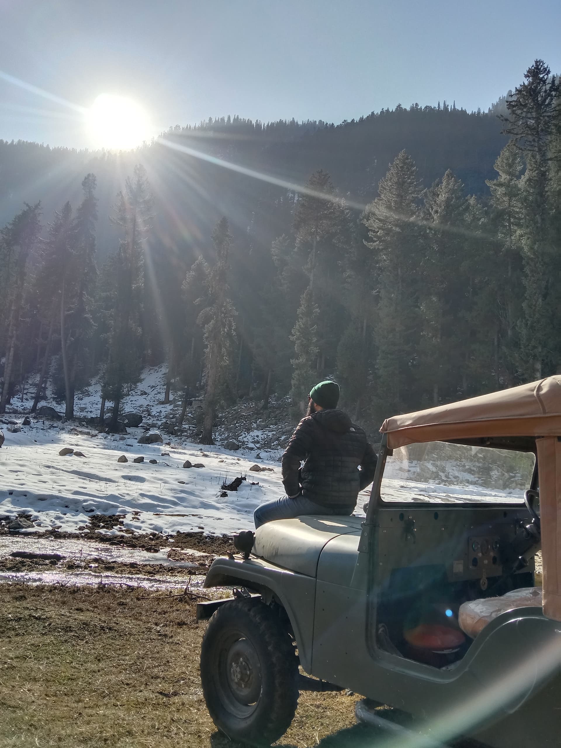 4x4 jeep fleet ready for mountain adventures